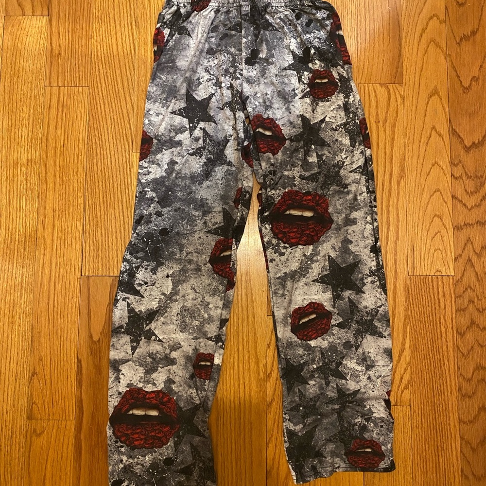 Girl’s Star & Lip Grey PJ Pants